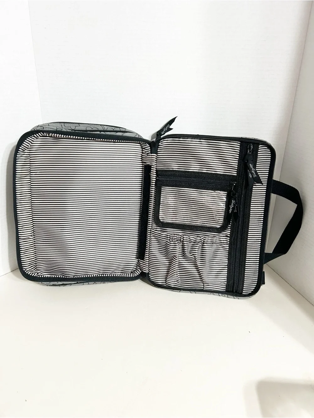 Thirty-One Quilted Grey Floral Fold-Out Cosmetic Travel Bag Organizer